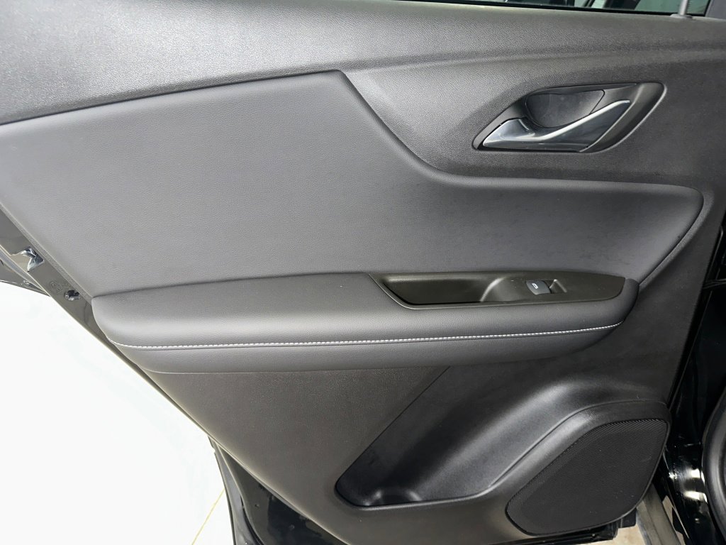 Certified 2024 Chevrolet Blazer LT w/ Convenience Package image 18