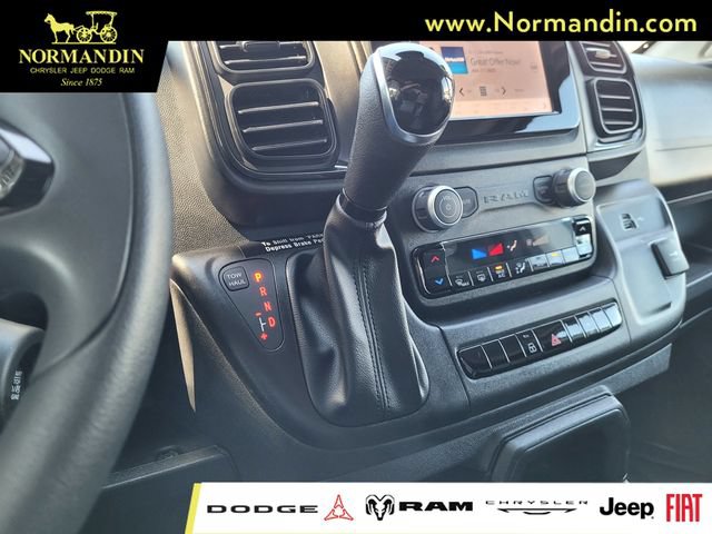 Used 2025 RAM ProMaster 2500 w/ U-Haul Equipment Group FWD image 12
