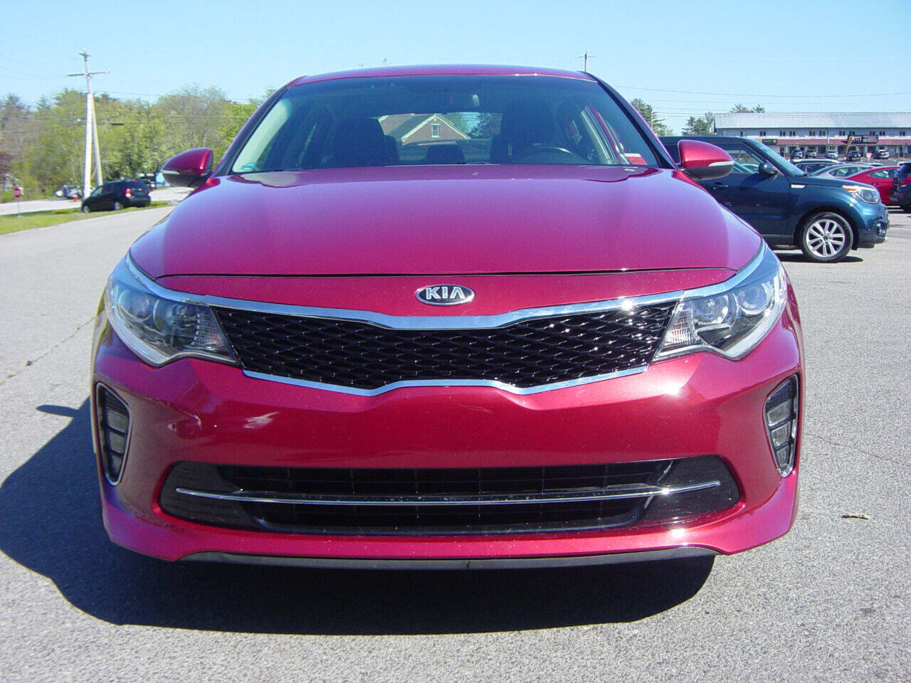 Used 2018 Kia Optima S image 2
