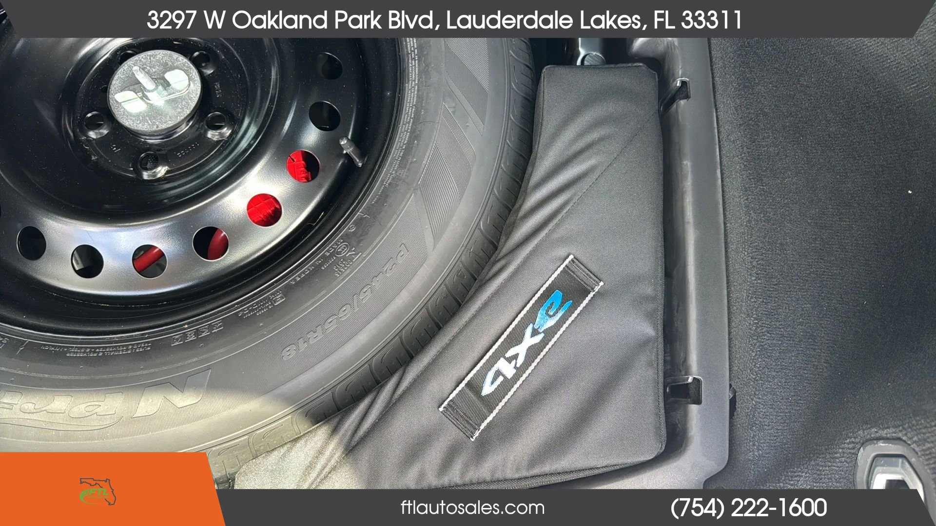 Used 2022 Jeep Grand Cherokee Summit w/ Luxury Tech Group V AWD/4WD image 60