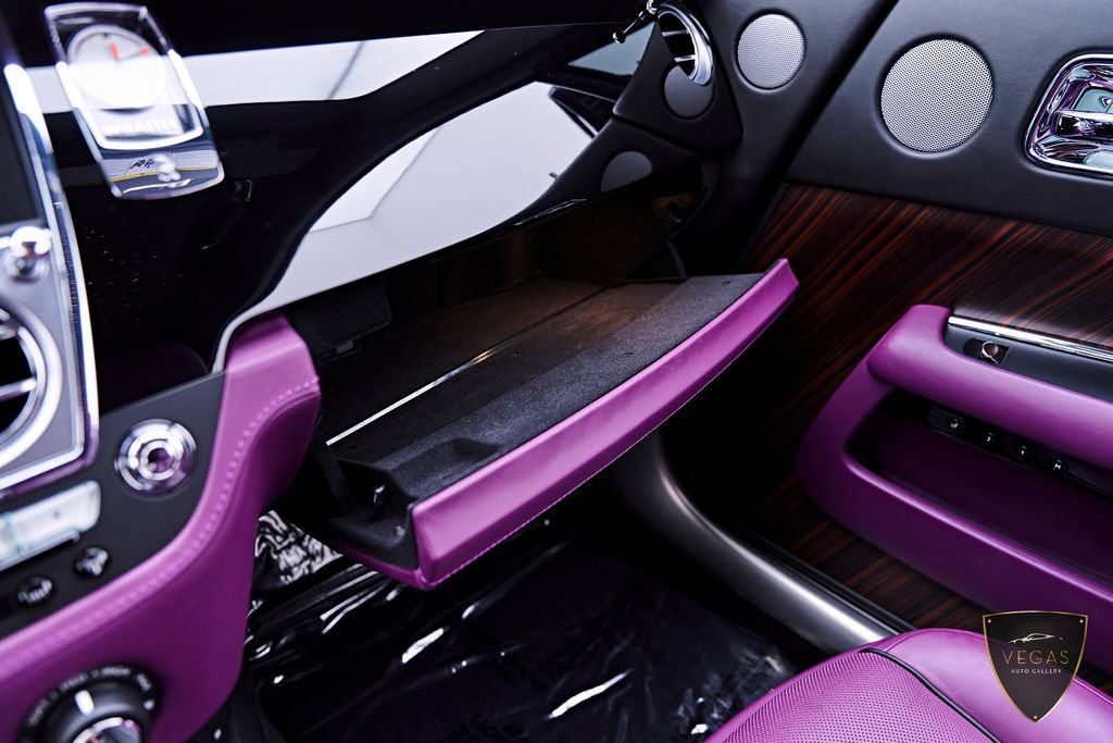 Used 2017 Rolls-Royce Wraith RWD image 83