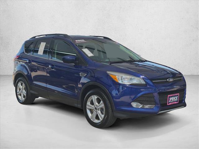Used 2016 Ford Escape SE w/ Equipment Group 201A AWD/4WD image 3