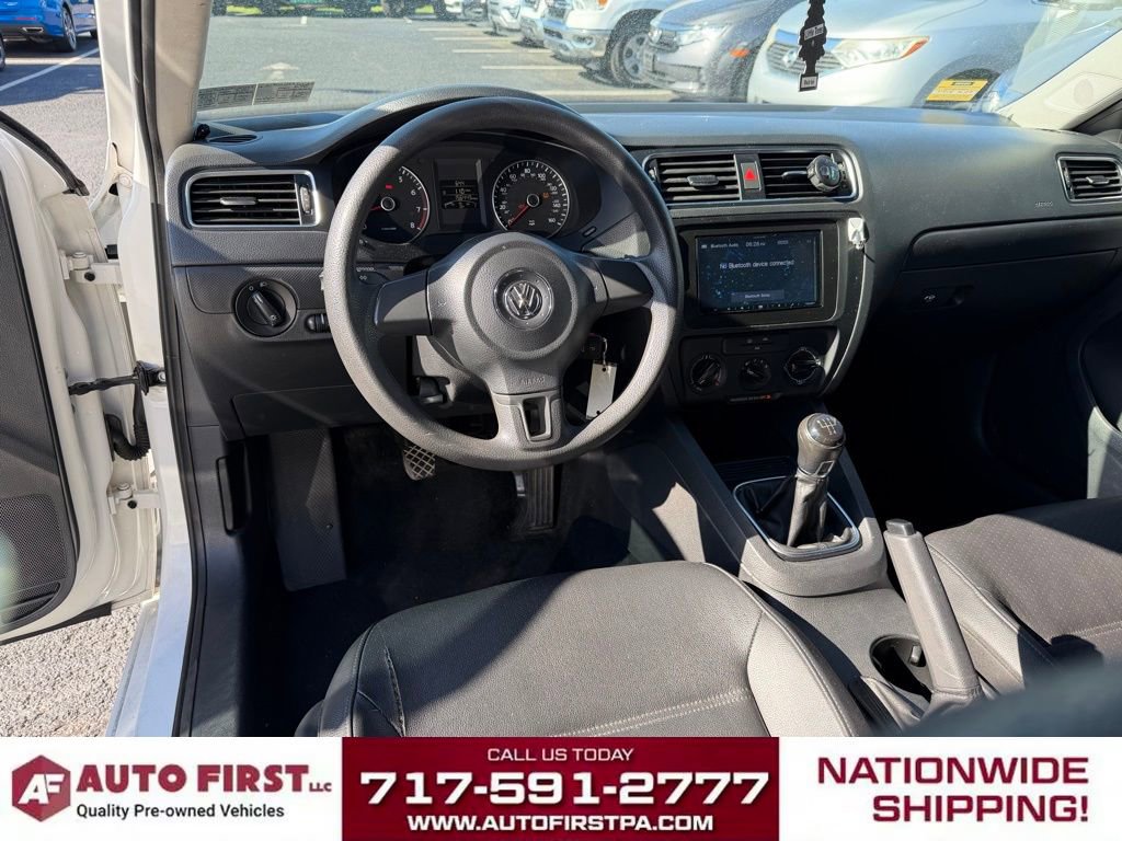 Used 2014 Volkswagen Jetta SE FWD image 11