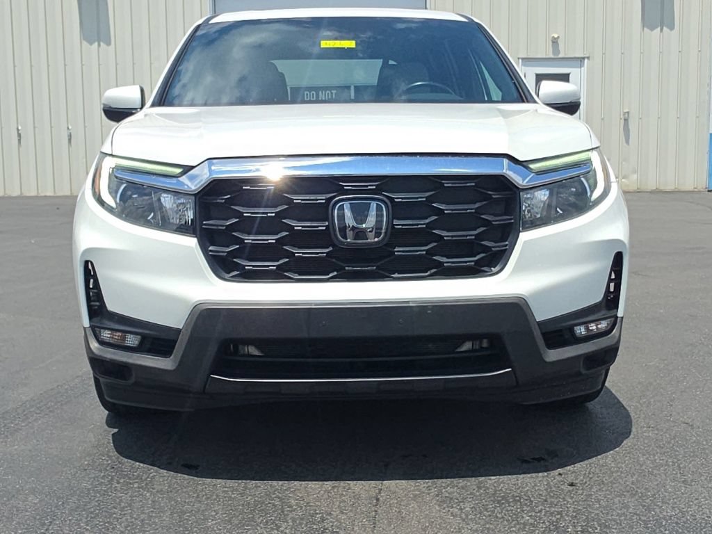 Used 2023 Honda Passport EX-L image 2