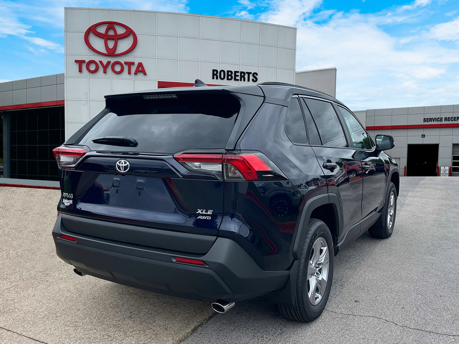 New 2025 Toyota RAV4 XLE w/ Convenience Package image 7