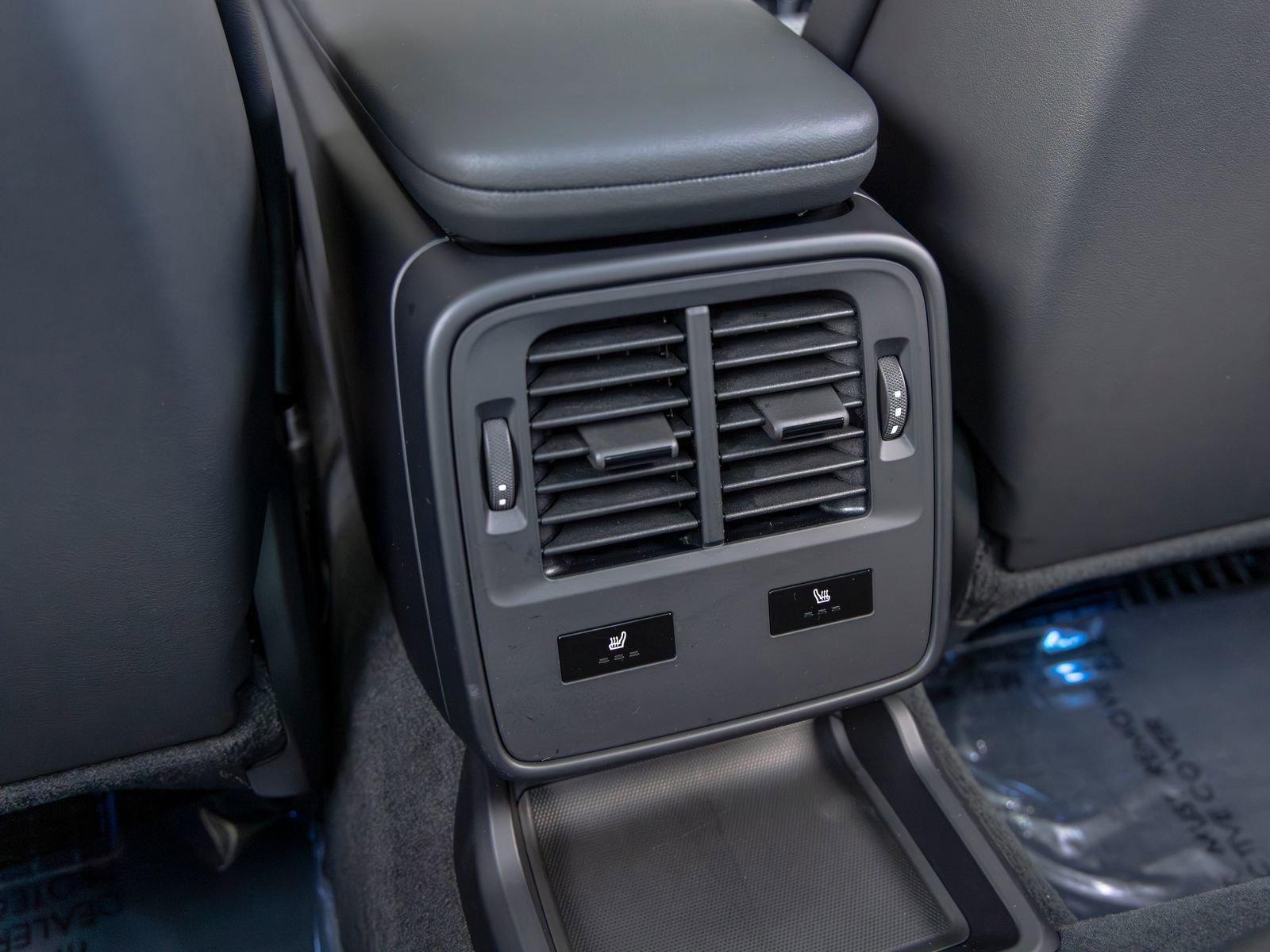 Certified 2025 Porsche Taycan 4S image 44