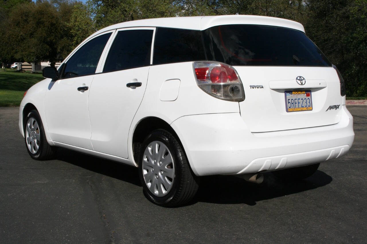 Used 2005 Toyota Matrix image 7
