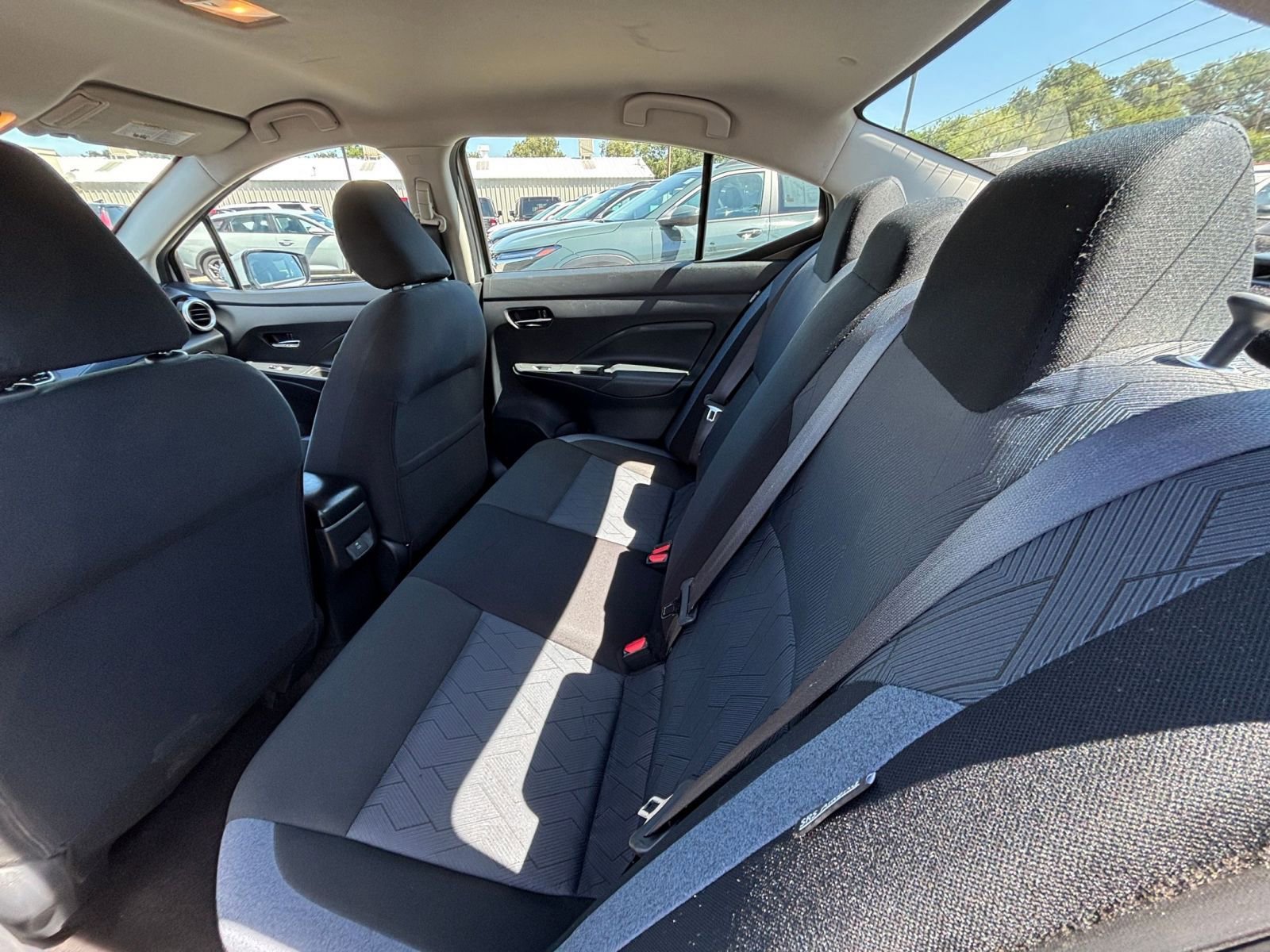 Used 2025 Nissan Versa SV FWD image 23