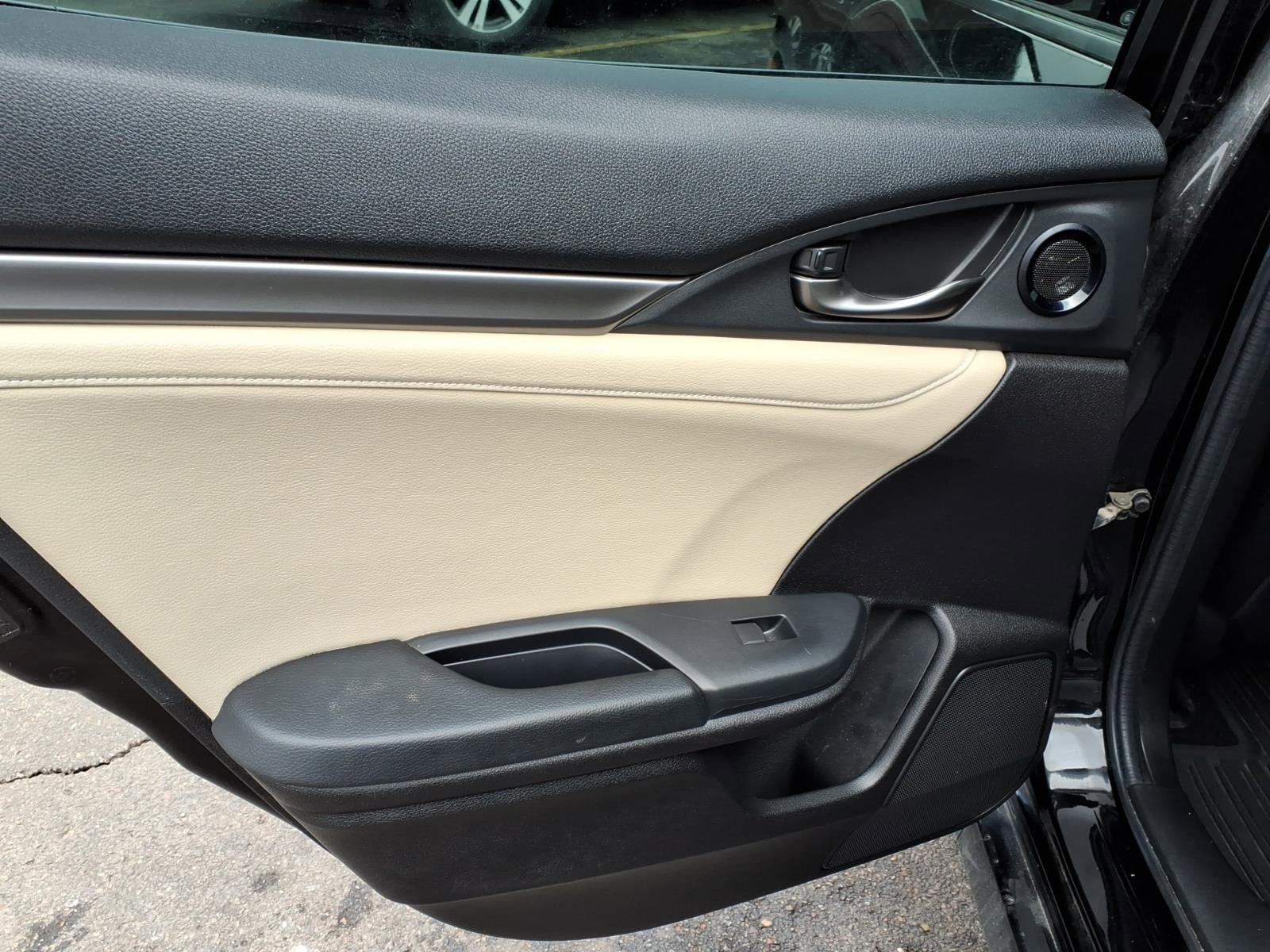 Used 2017 Honda Civic EX-L image 9