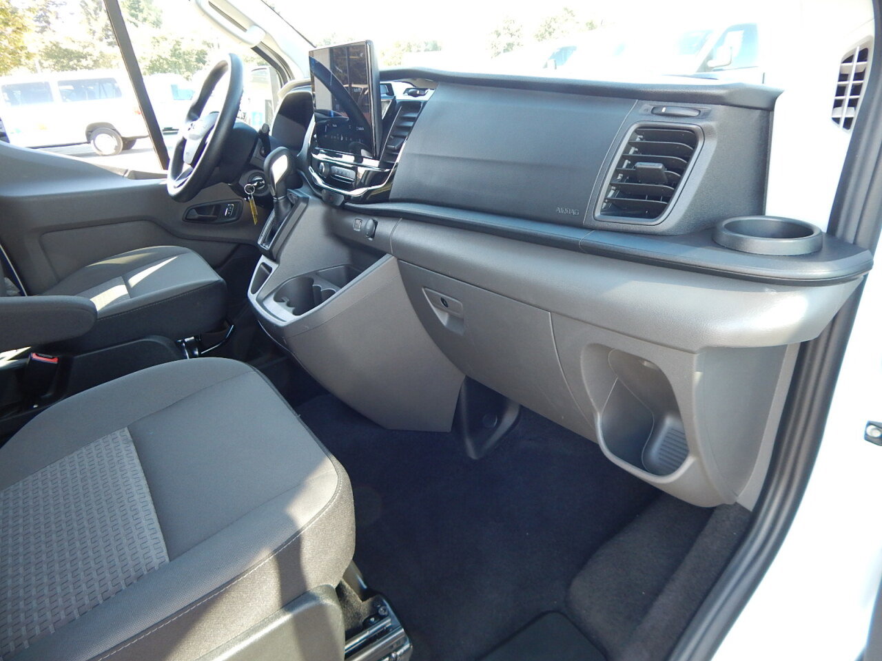 Used 2024 Ford Transit 350 XLT image 19