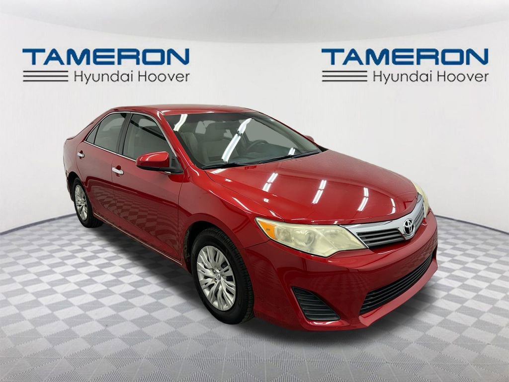 Used 2014 Toyota Camry L image 7