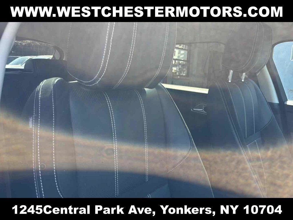 Used 2022 Land Rover Range Rover Velar S AWD/4WD image 16