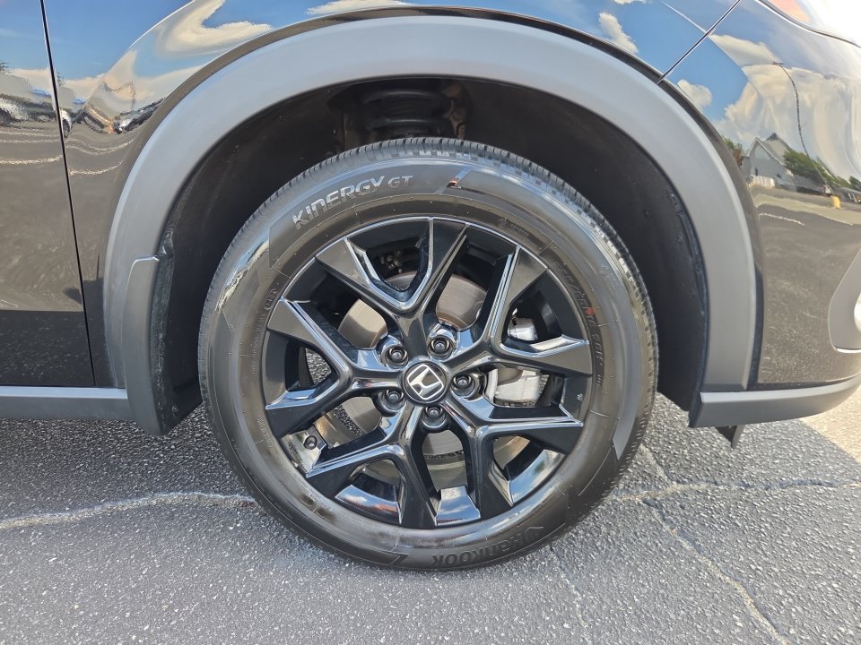 Certified 2025 Honda HR-V Sport image 25