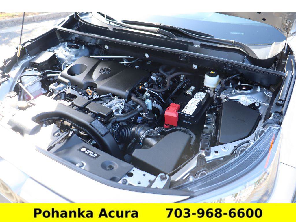Used 2021 Toyota RAV4 LE image 32