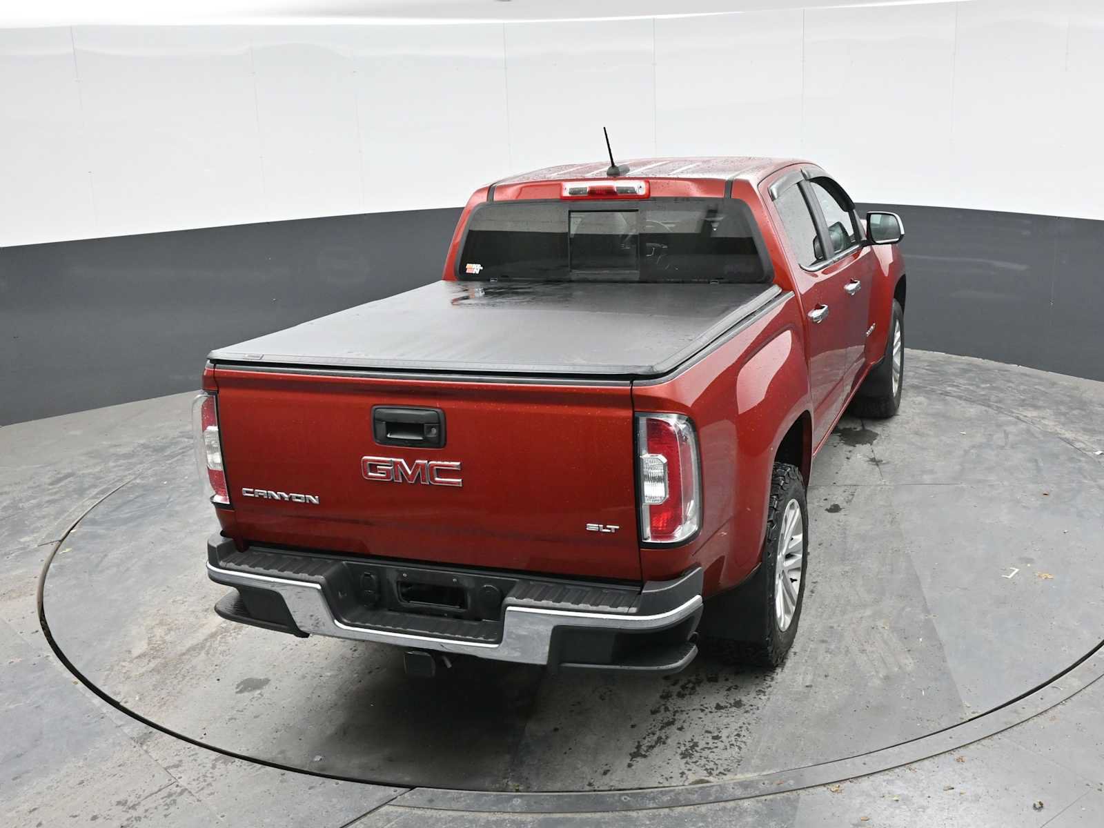 Used 2015 GMC Canyon SLT w/ Driver Alert Package AWD/4WD image 21