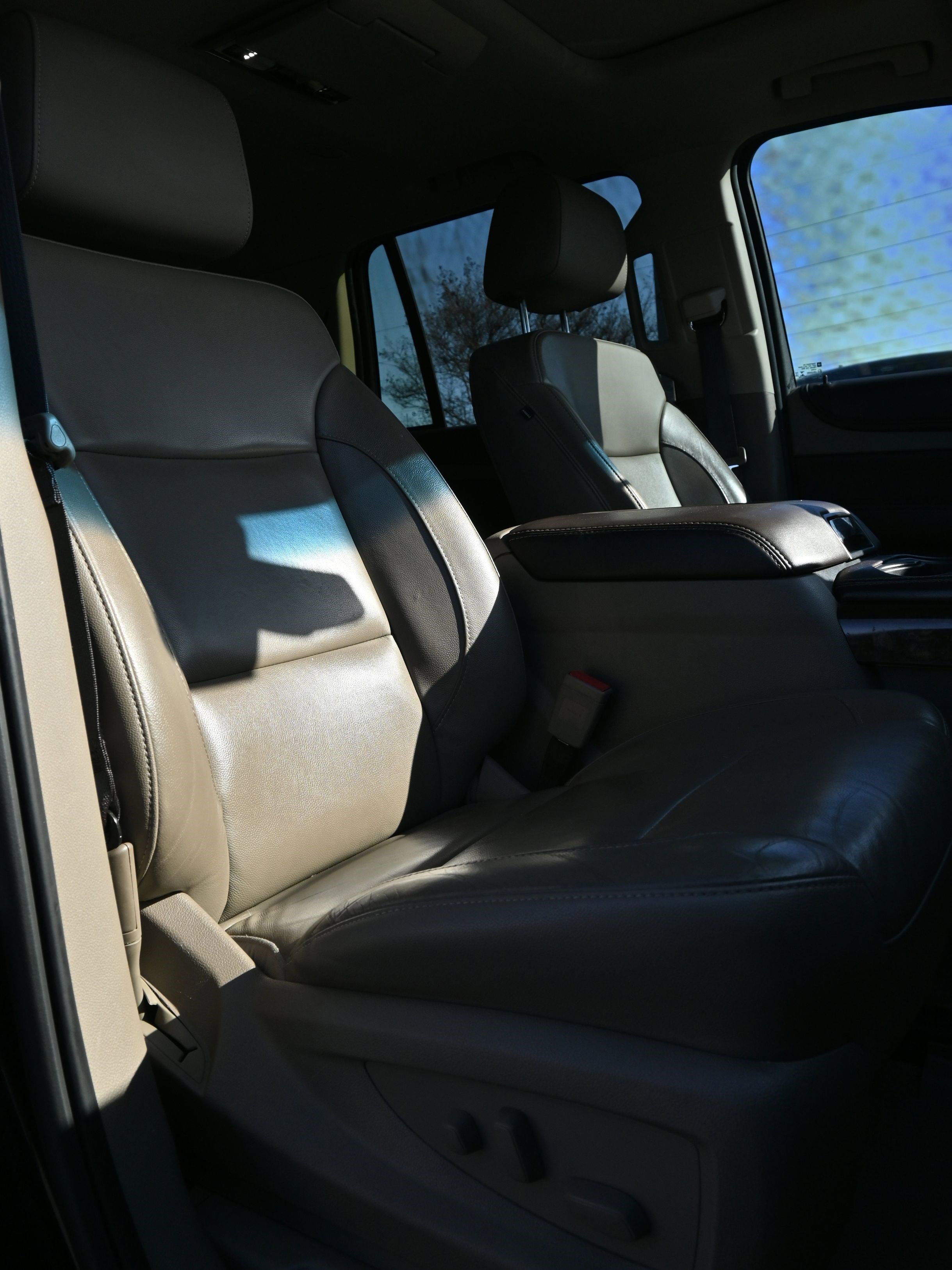 Used 2019 Chevrolet Tahoe LT image 34
