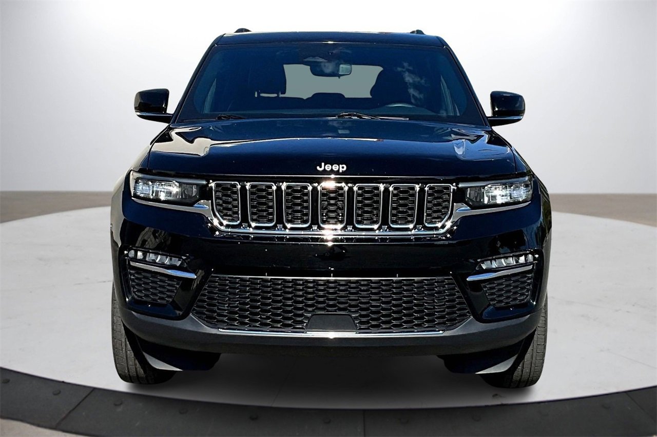 Certified 2024 Jeep Grand Cherokee Limited image 3