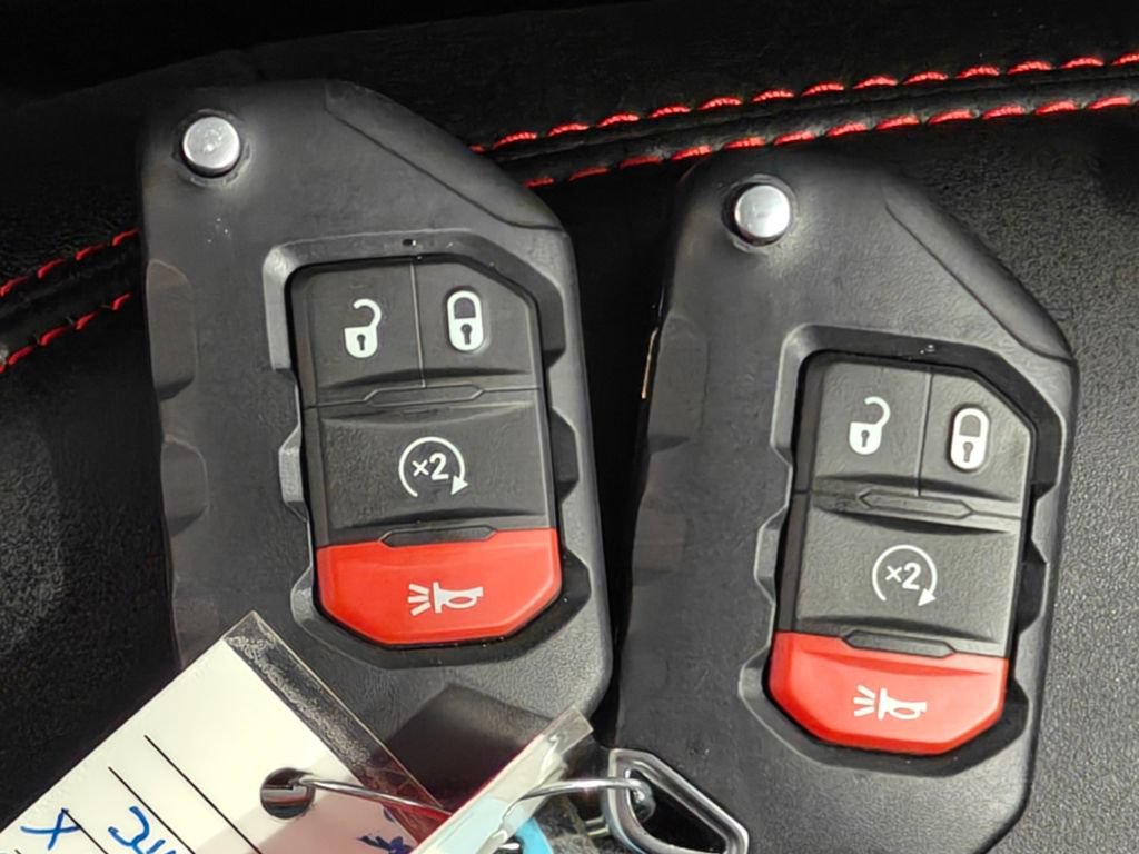 Used 2026 Jeep Wrangler Unlimited Rubicon AWD/4WD image 13
