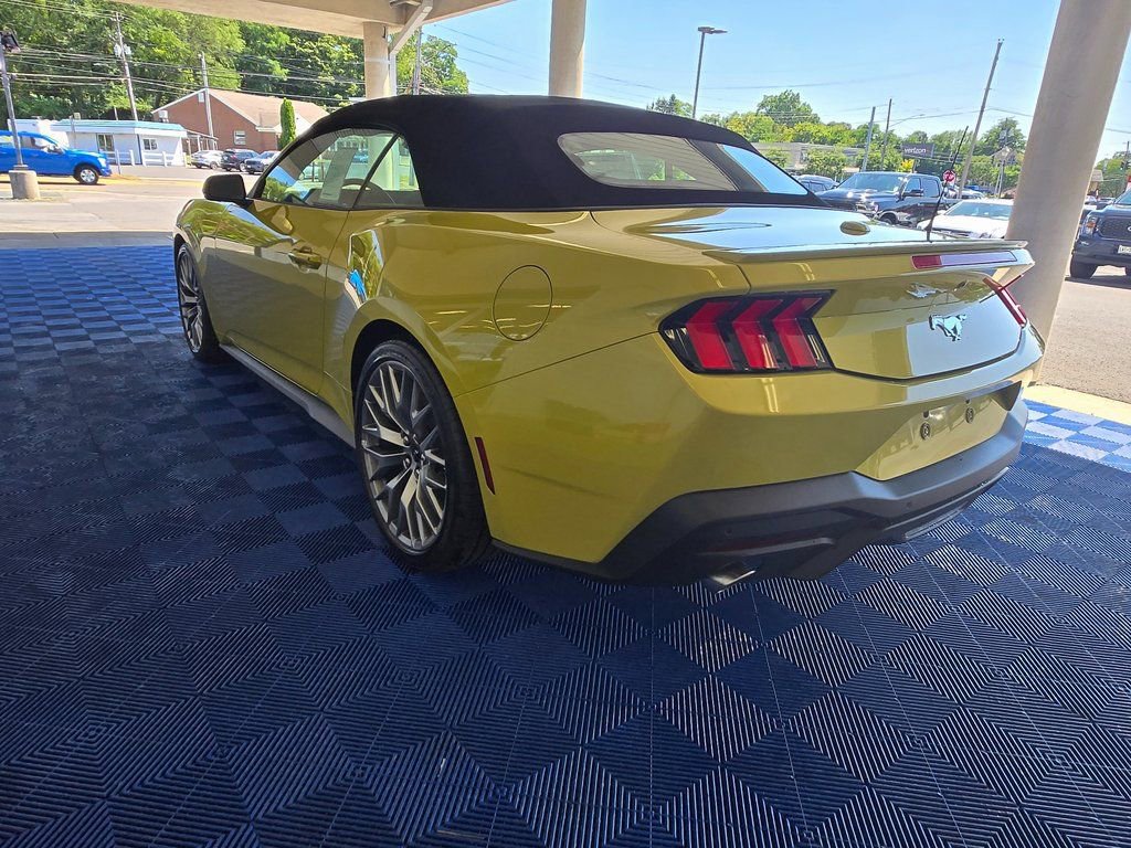 New 2025 Ford Mustang Premium image 4