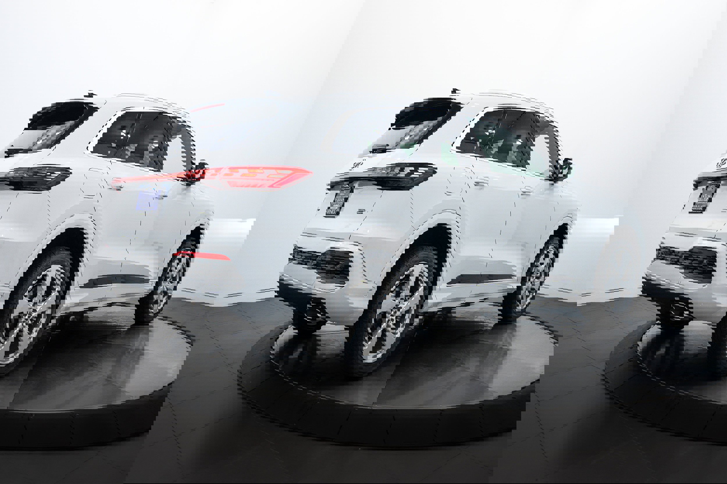 New 2025 Audi Q5 2.0T Premium Plus image 4