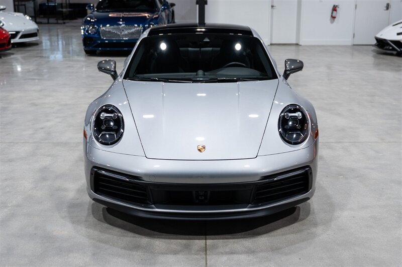 Used 2024 Porsche 911 Carrera T RWD image 9