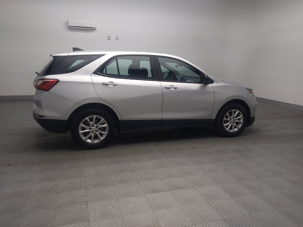 Used 2021 Chevrolet Equinox LS FWD image 10