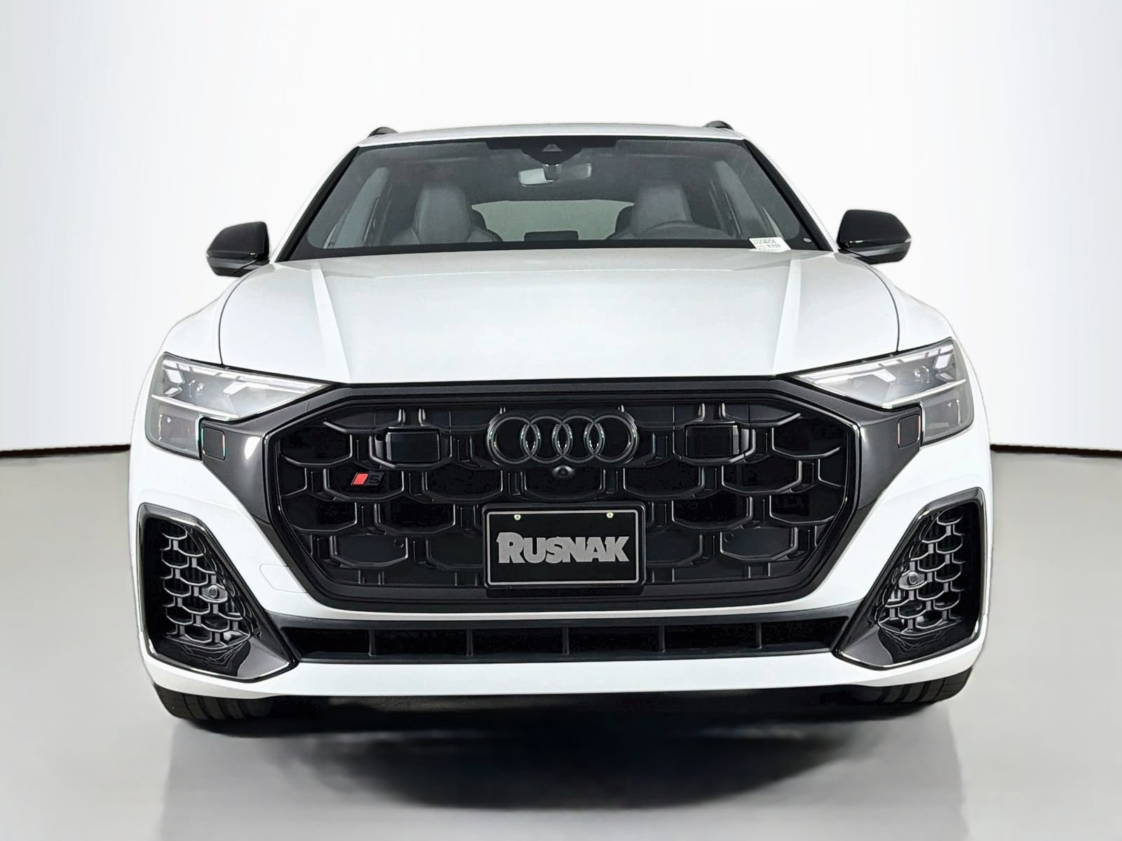 New 2026 Audi SQ8 Premium Plus AWD/4WD image 2