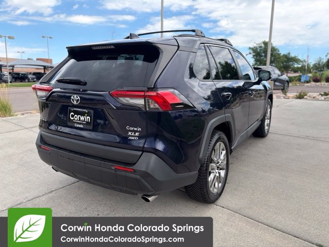 Used 2019 Toyota RAV4 XLE Premium w/ Cold Weather Package AWD/4WD image 10