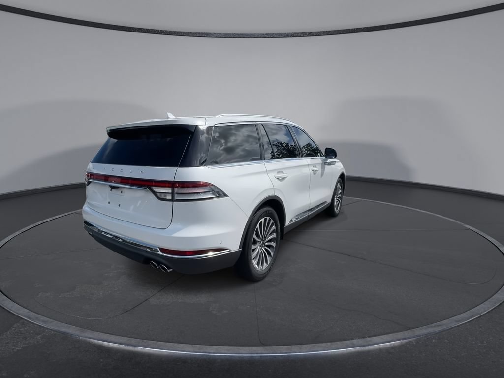 Used 2020 Lincoln Aviator Reserve w/ Equipment Group 201A RWD image 8