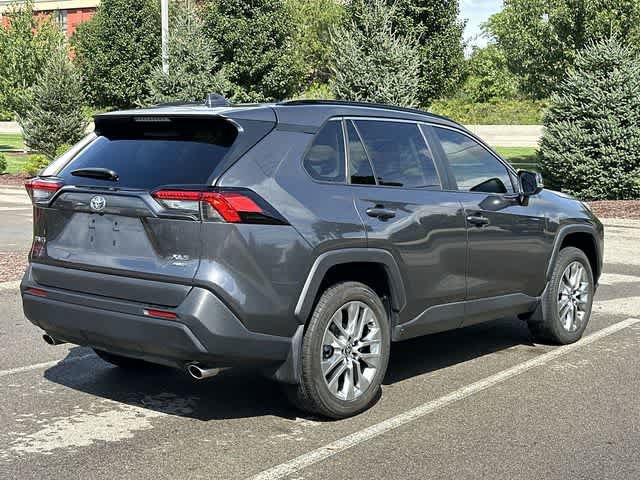 Used 2023 Toyota RAV4 XLE Premium AWD/4WD image 24