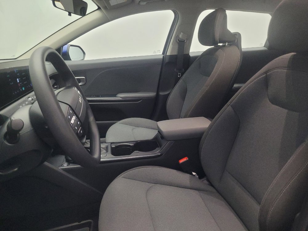 Used 2025 Kia K4 FWD image 17