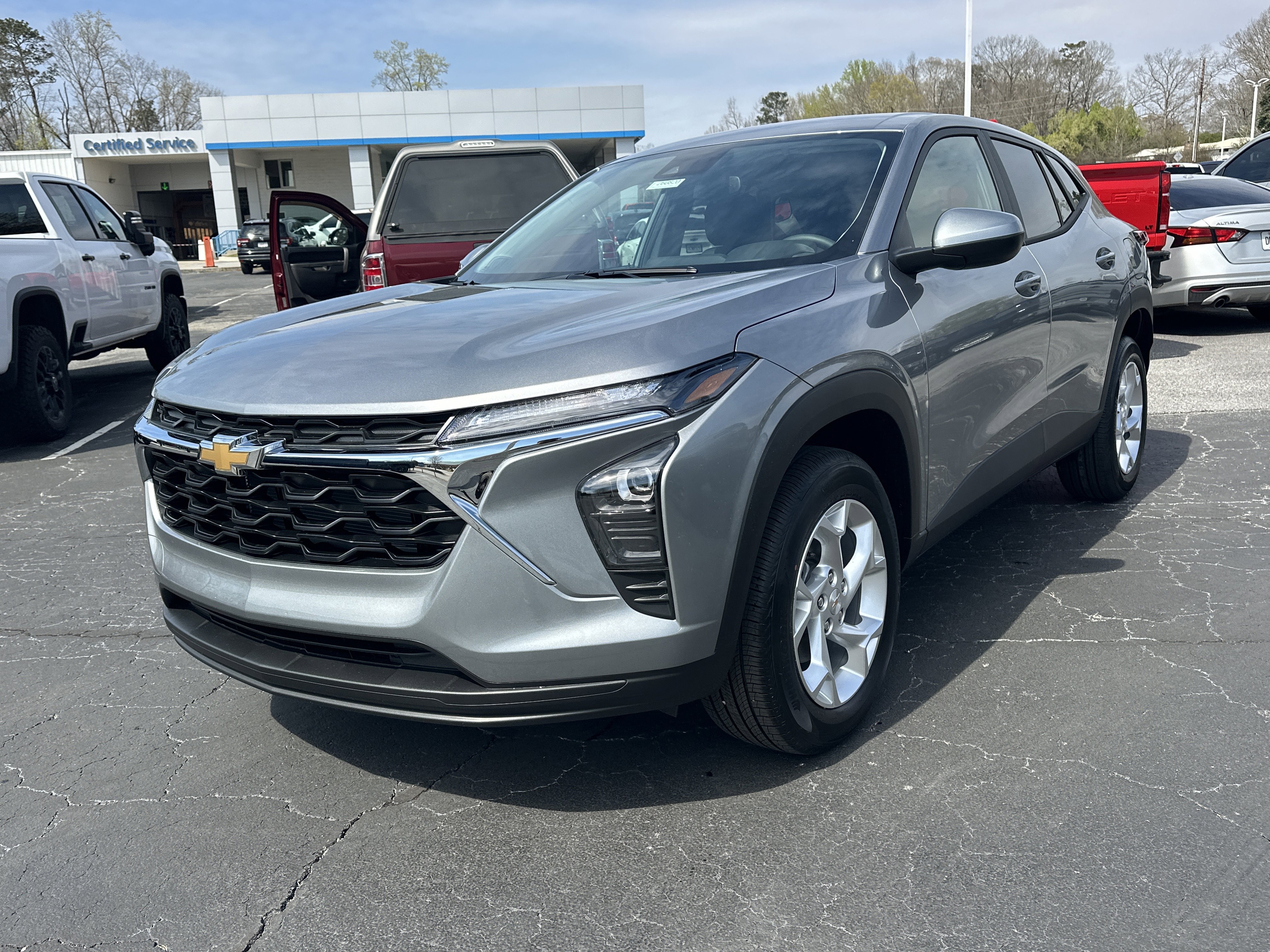 New 2026 Chevrolet Trax LS image 5