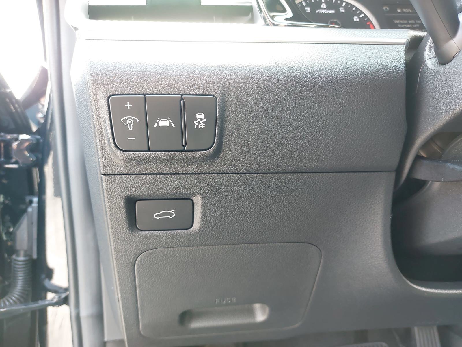 Used 2022 Kia K5 LXS FWD image 31