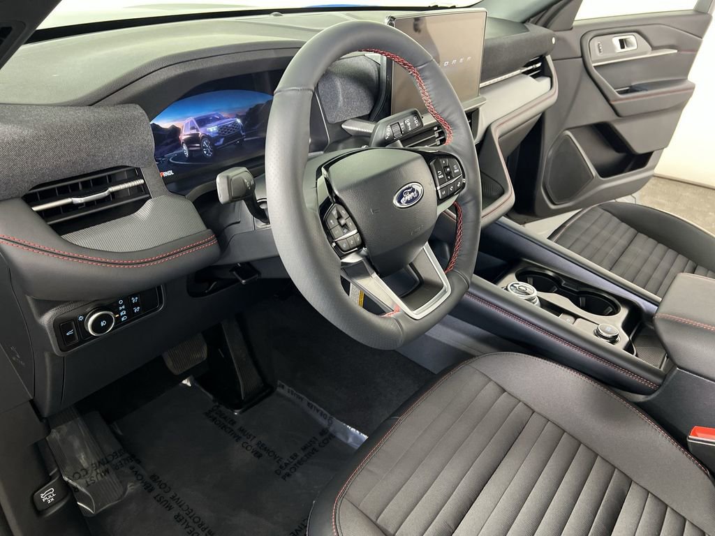 Used 2026 Ford Explorer ST-Line w/ ST-Line Street Pack image 11