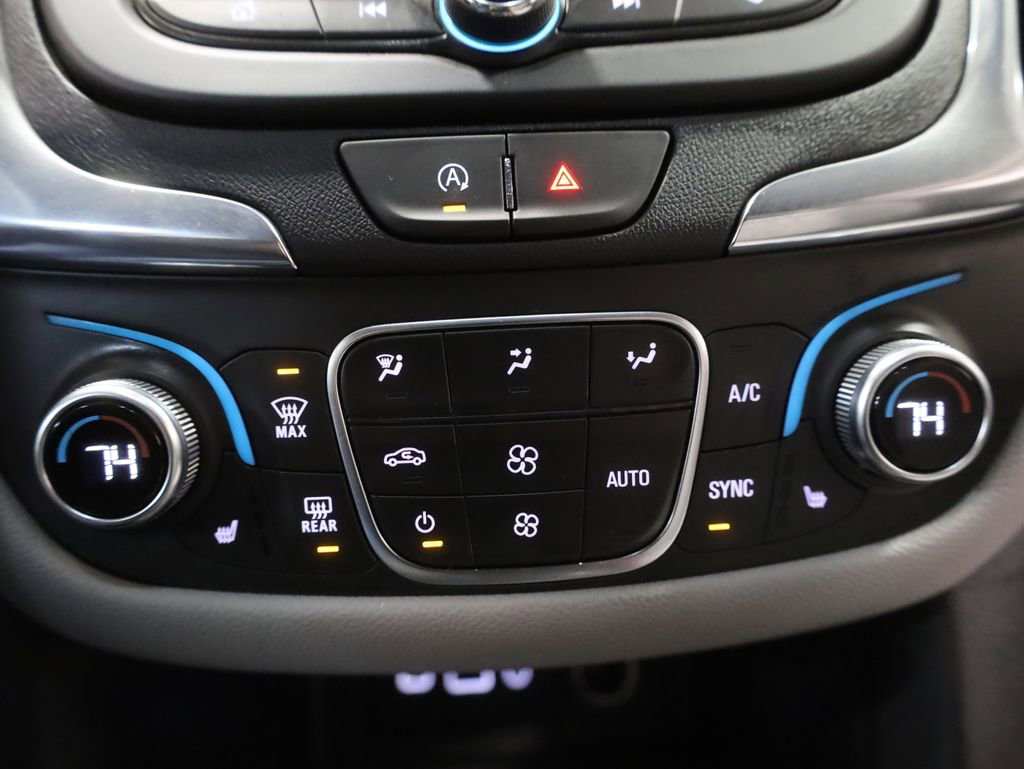 Used 2023 Chevrolet Equinox LT w/ Driver Convenience Package image 32