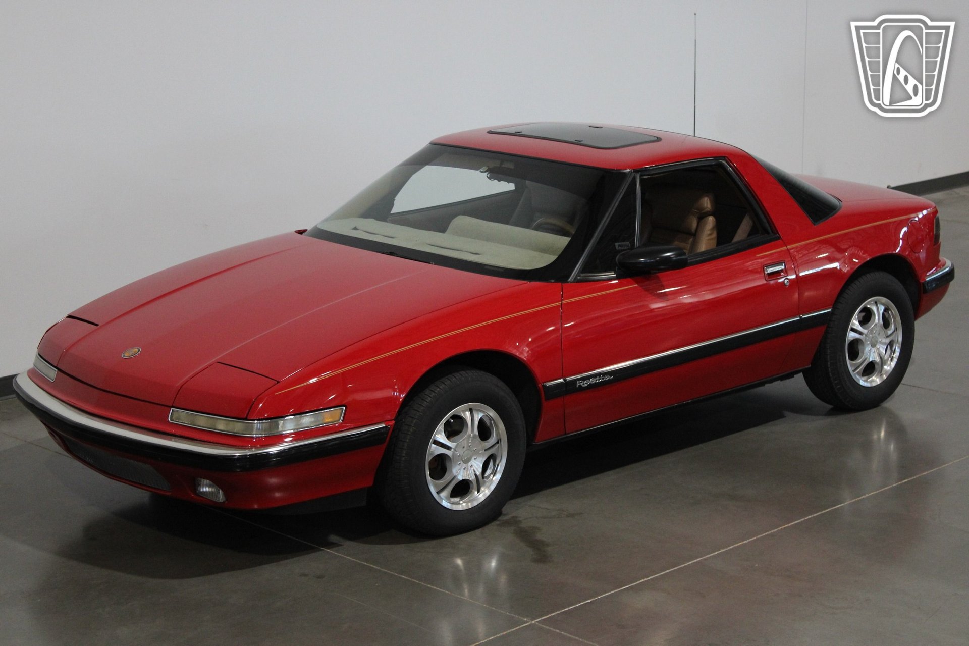 Used 1989 Buick Reatta Coupe FWD image 10