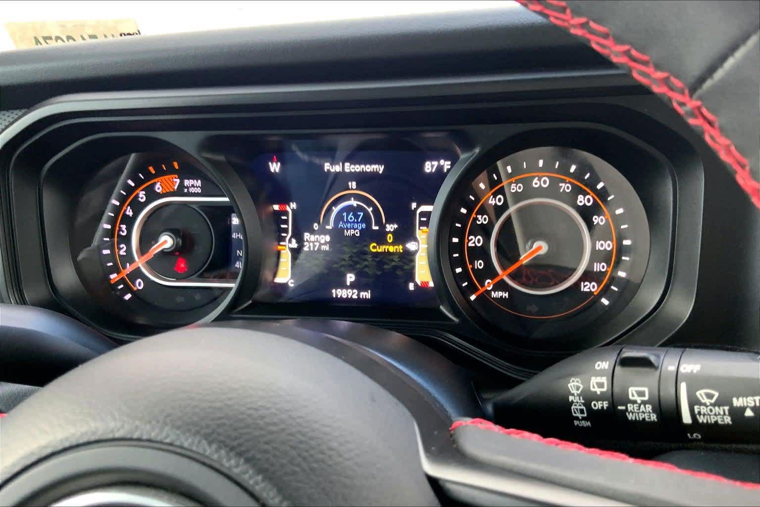 Used 2024 Jeep Wrangler Unlimited Rubicon w/ Safety Group AWD/4WD image 17