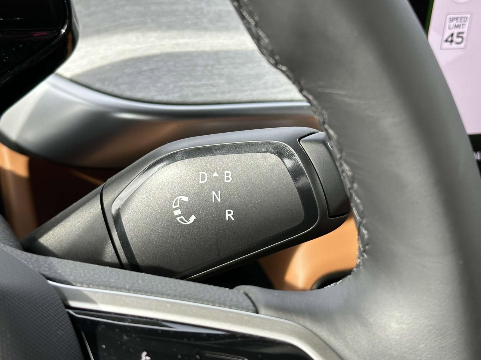 New 2025 Volkswagen ID. Buzz Pro S image 14