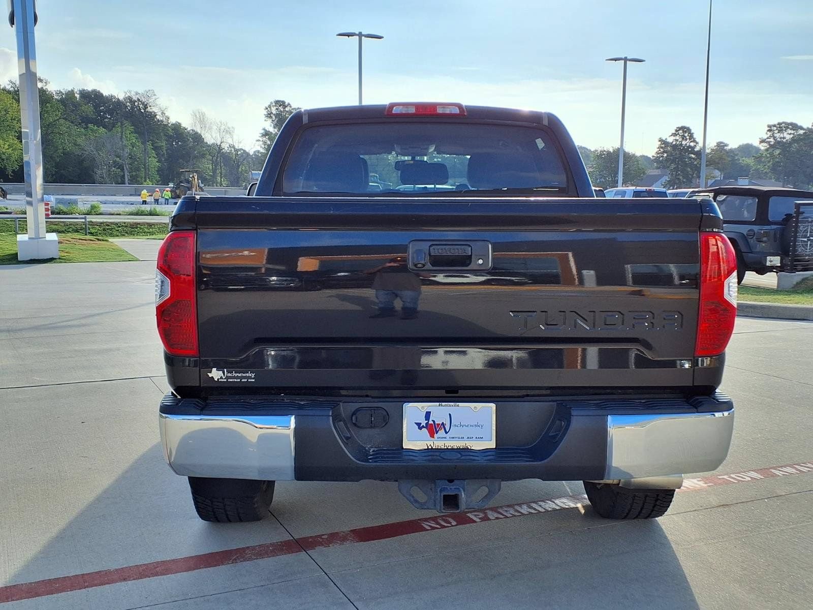 Used 2014 Toyota Tundra SR5 w/ SR5 Upgrade Package RWD image 7