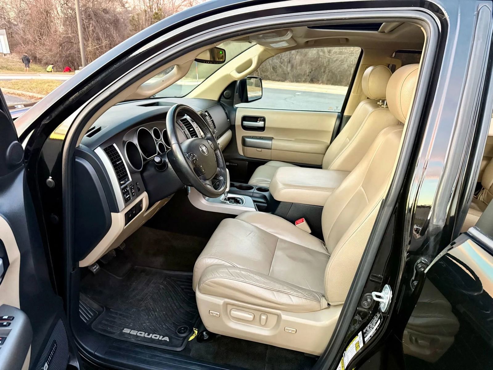 Used 2012 Toyota Sequoia Limited image 13