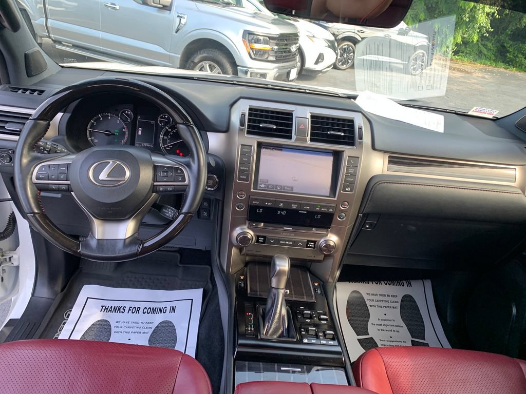 Used 2021 Lexus GX 460 Luxury w/ Accessory Package AWD/4WD image 20