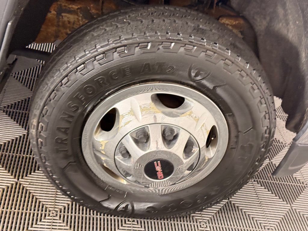 Used 2015 GMC Sierra 3500 SLE AWD/4WD image 17
