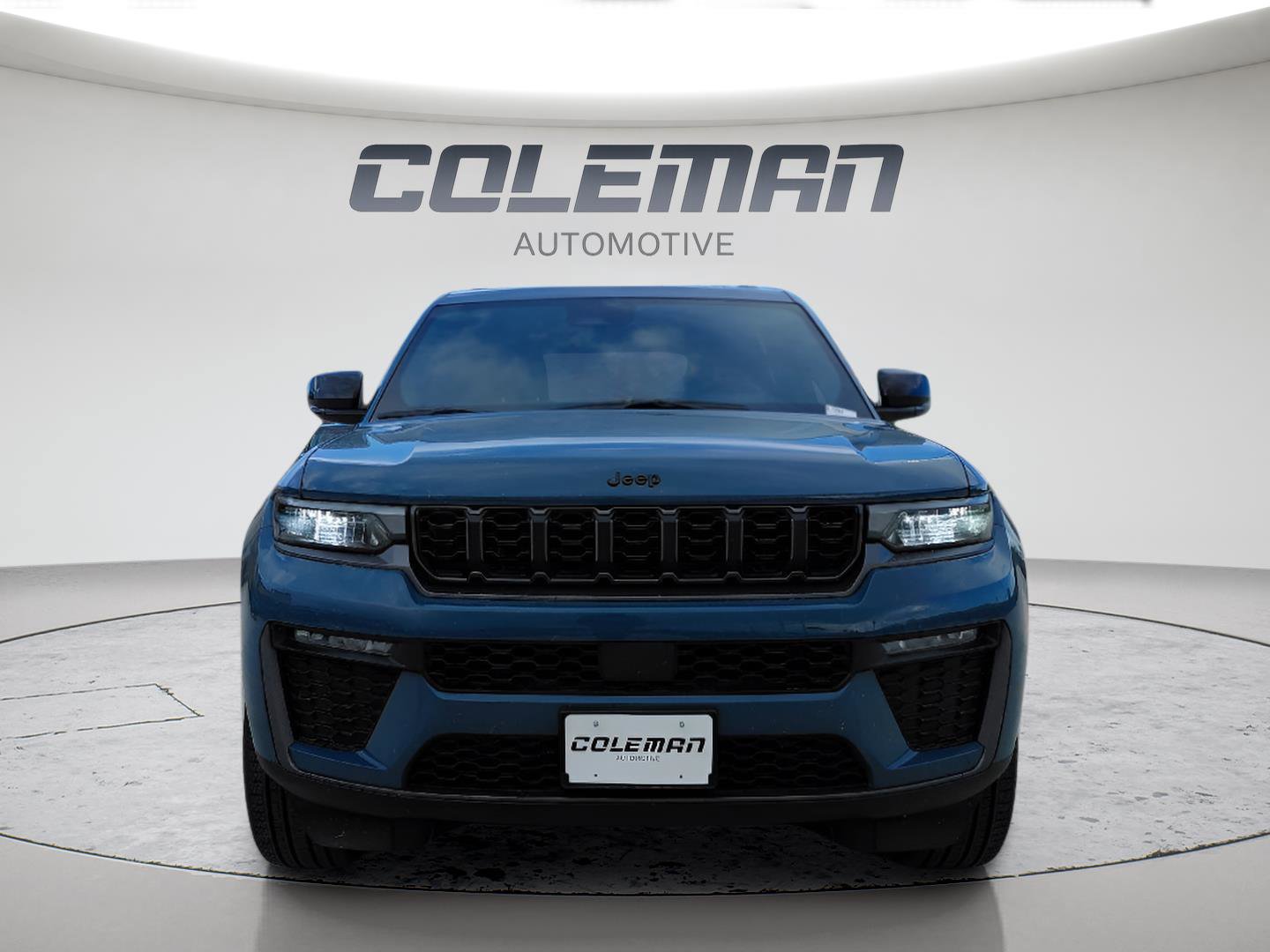 New 2026 Jeep Grand Cherokee Limited w/ Limited Altitude Package AWD/4WD image 8