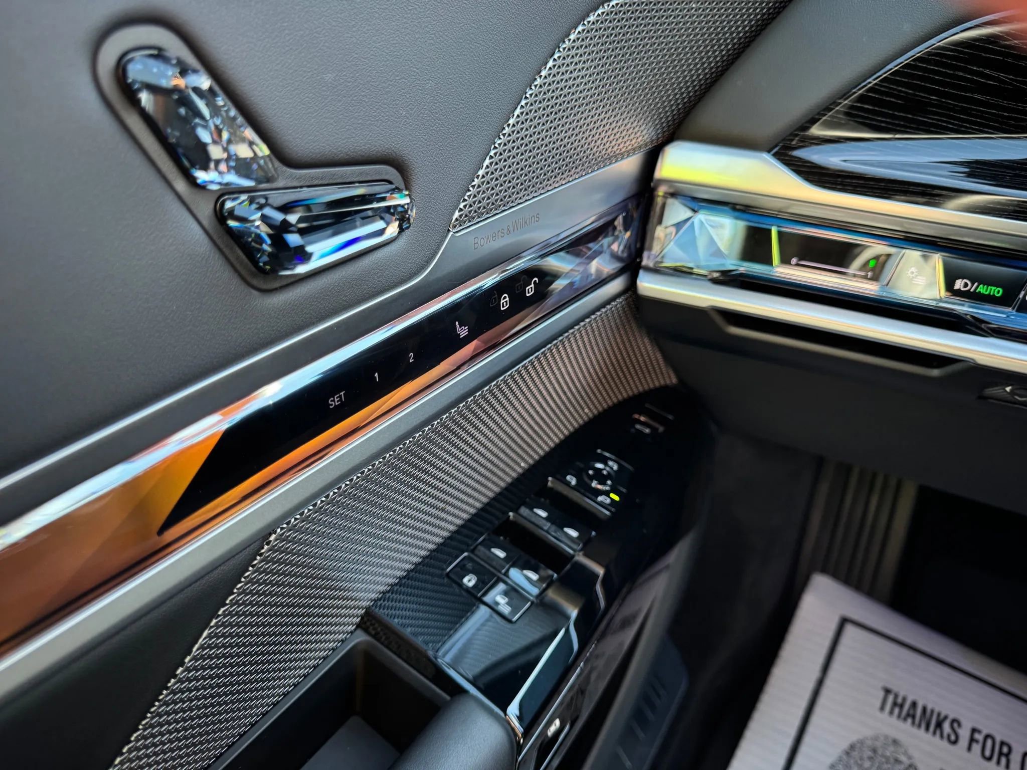 Used 2025 BMW 740i xDrive image 28