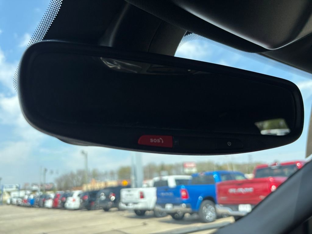 Used 2024 Jeep Compass Limited image 35