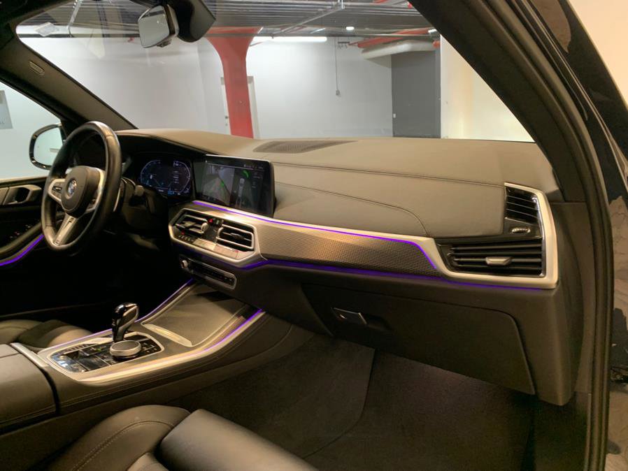 Used 2022 BMW X5 xDrive40i w/ M Sport Package image 73