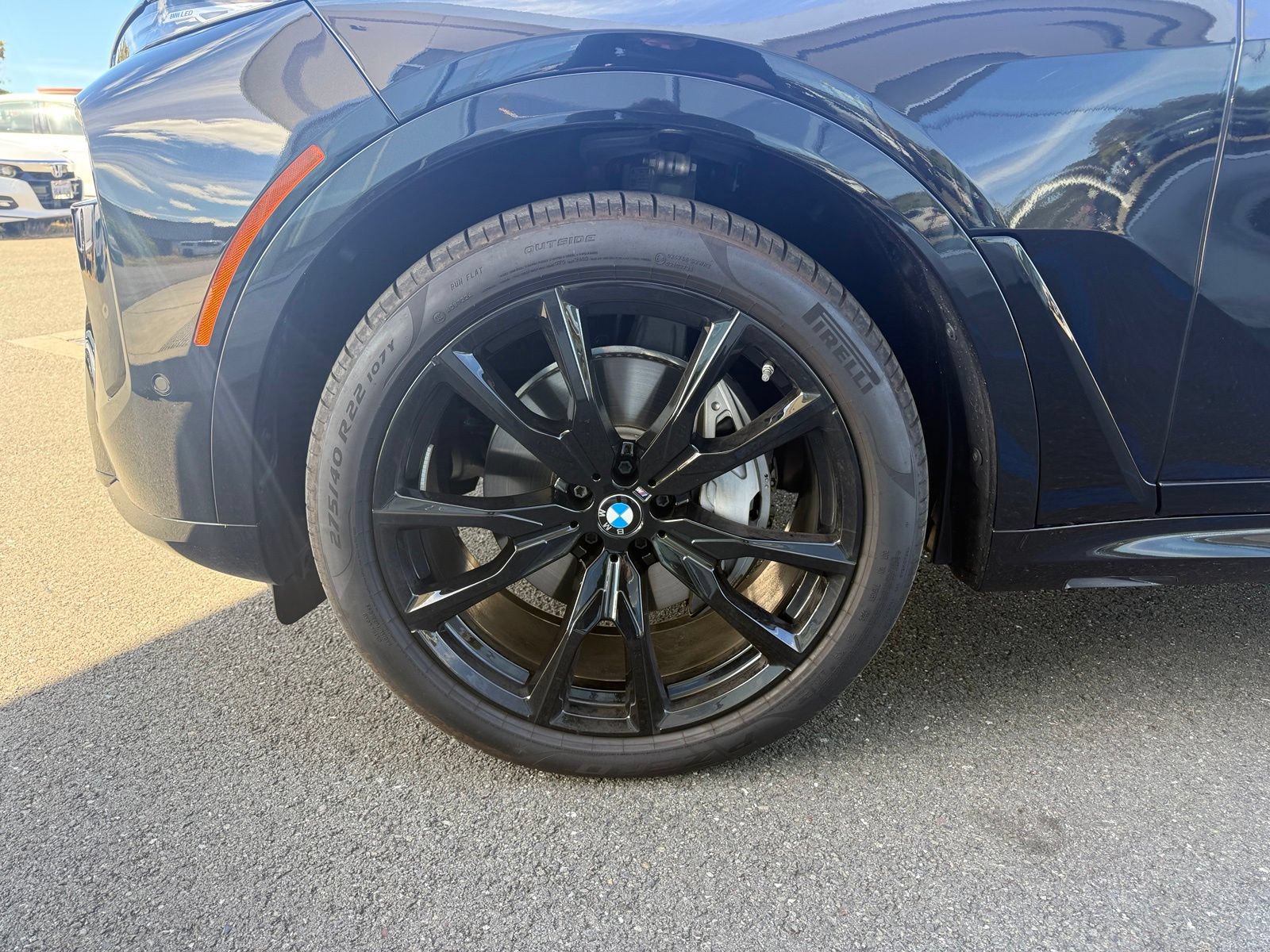 Used 2025 BMW X7 xDrive40i w/ M Sport Package AWD/4WD image 10