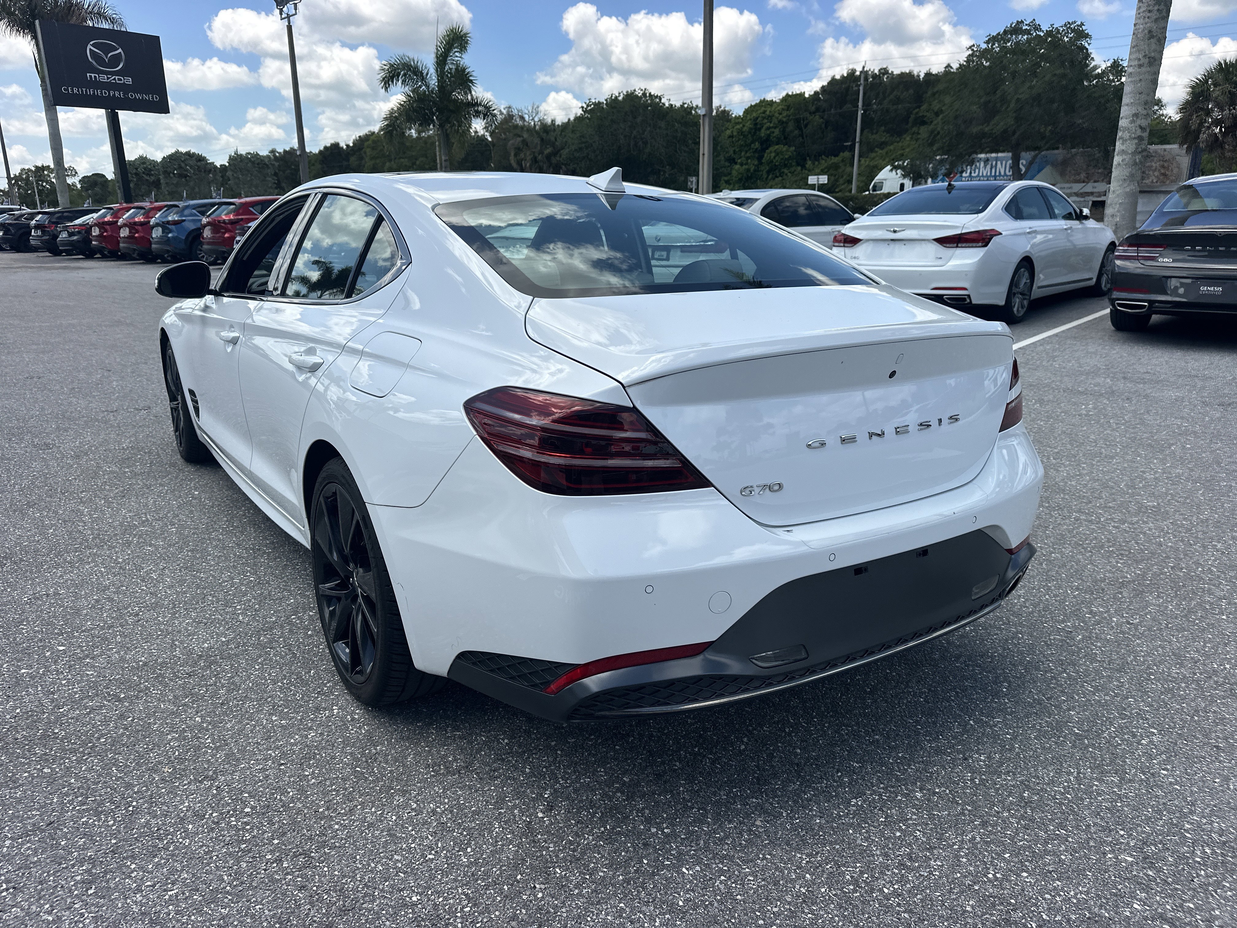 Certified 2023 Genesis G70 2.0T w/ Sport Prestige Package RWD image 9
