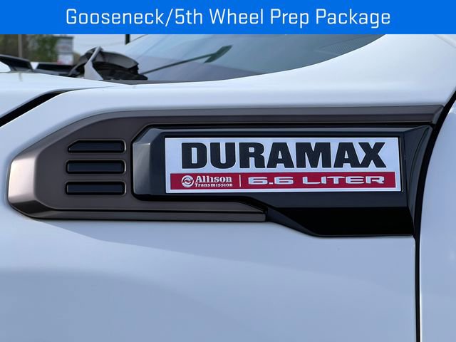 Used 2025 GMC Sierra 2500 AT4X AWD/4WD image 2