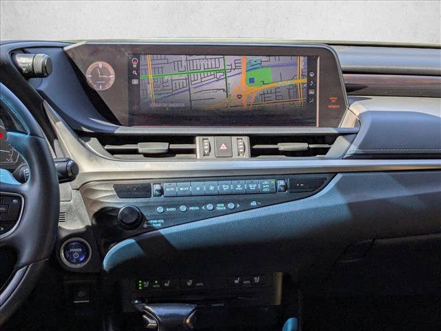 Used 2020 Lexus ES 300h w/ Premium Package image 15